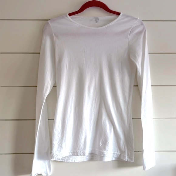 American Apparel Tops - American Apparel Basic White Tee